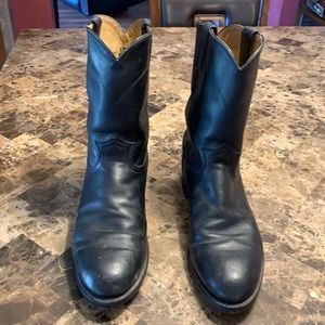 Men’s leather boots